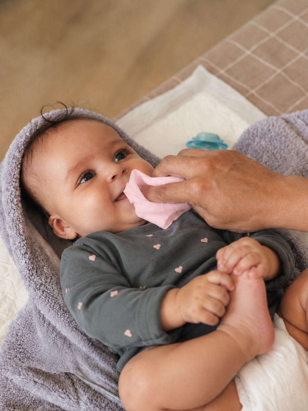 PINK MUSLIN MOUTH WIPE – 2 PCS SET