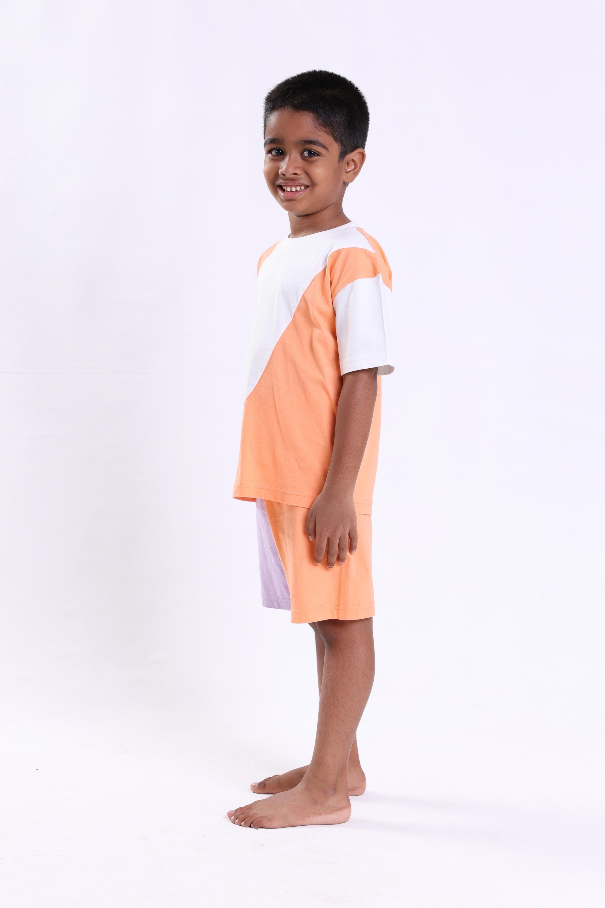 COLOR BLOCKED BOYS SHORT SET