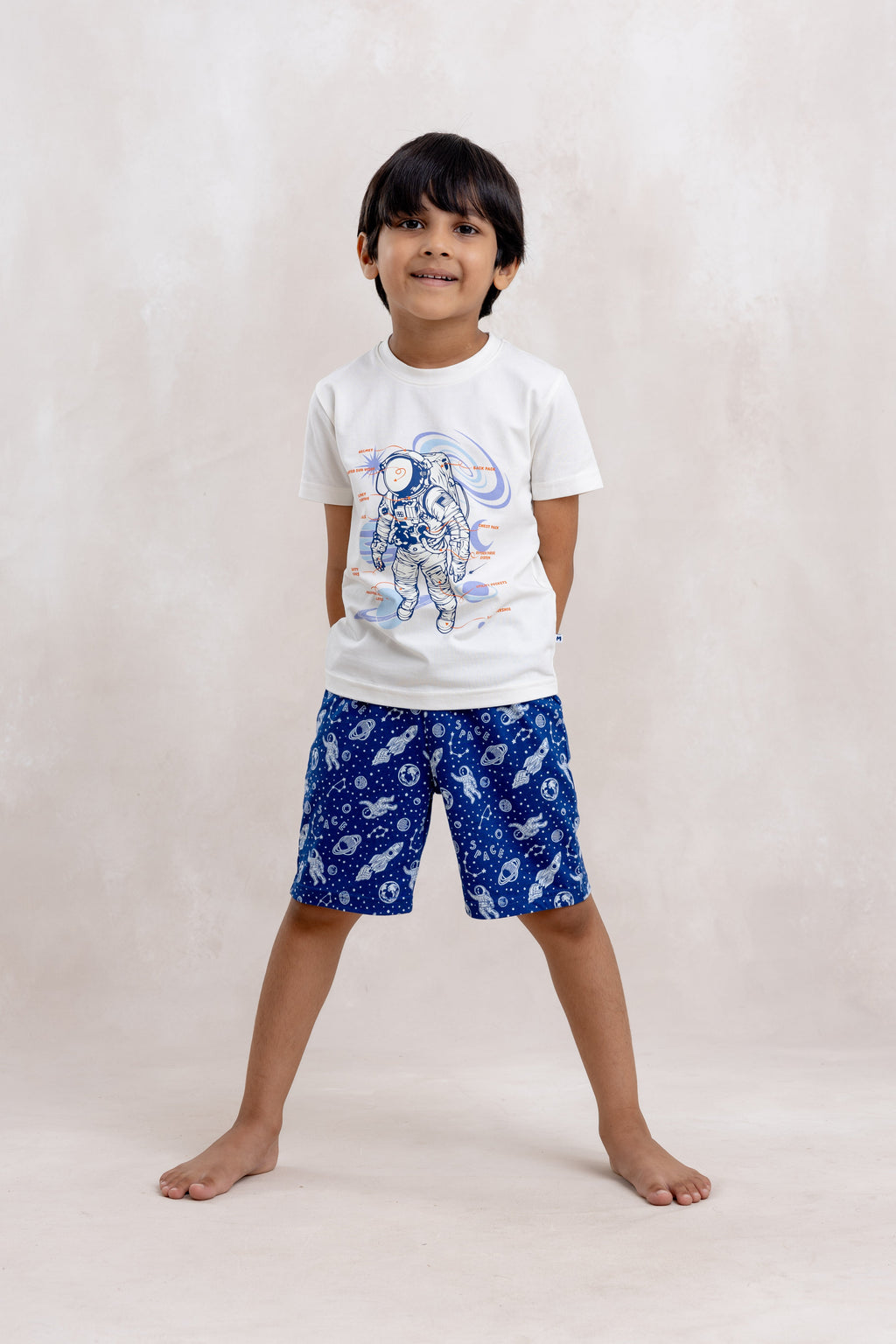 ගගනගාමී ටී-ෂර්ට් 