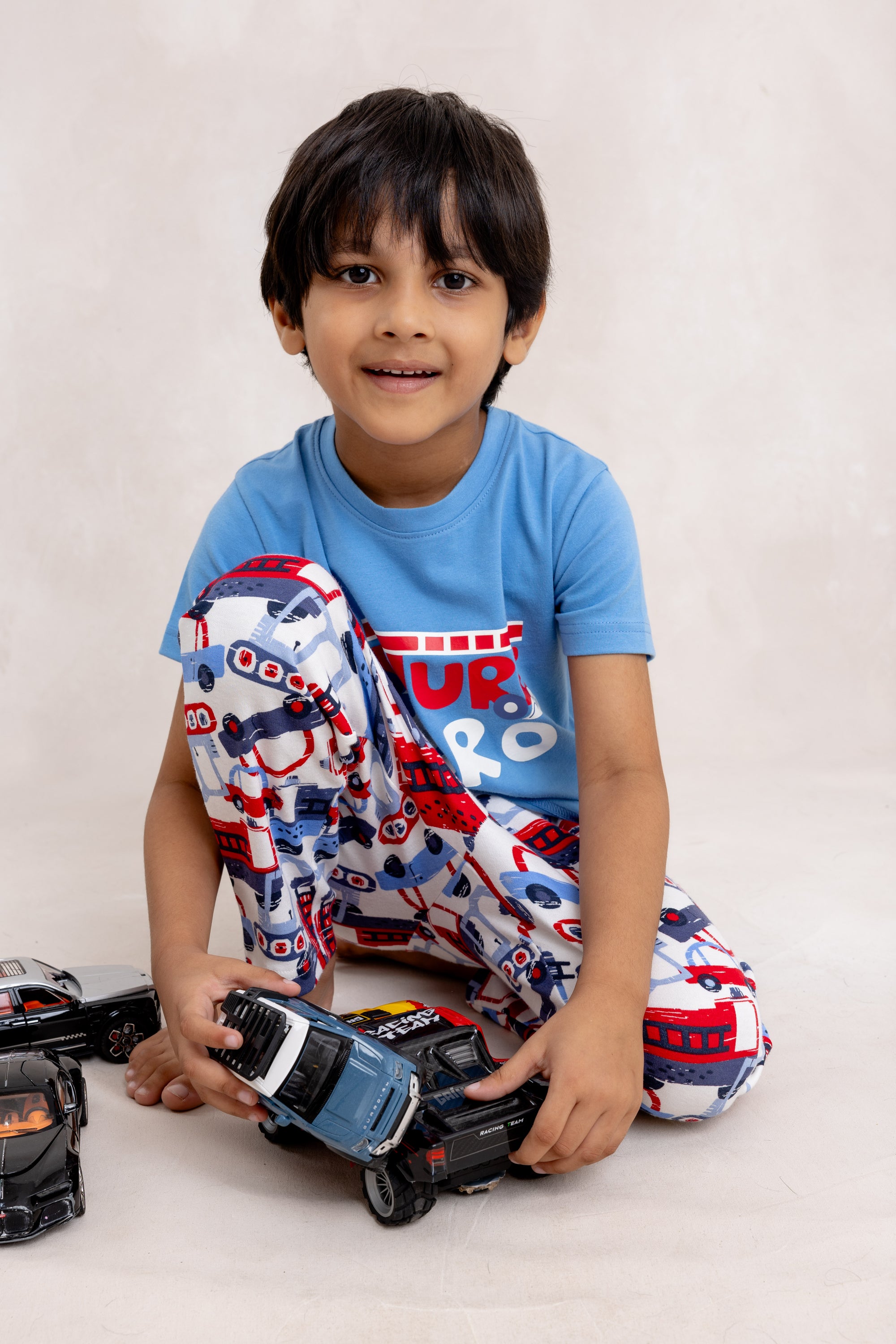 FUTURE HERO- BOYS SHORT SLEEVE PANT SET