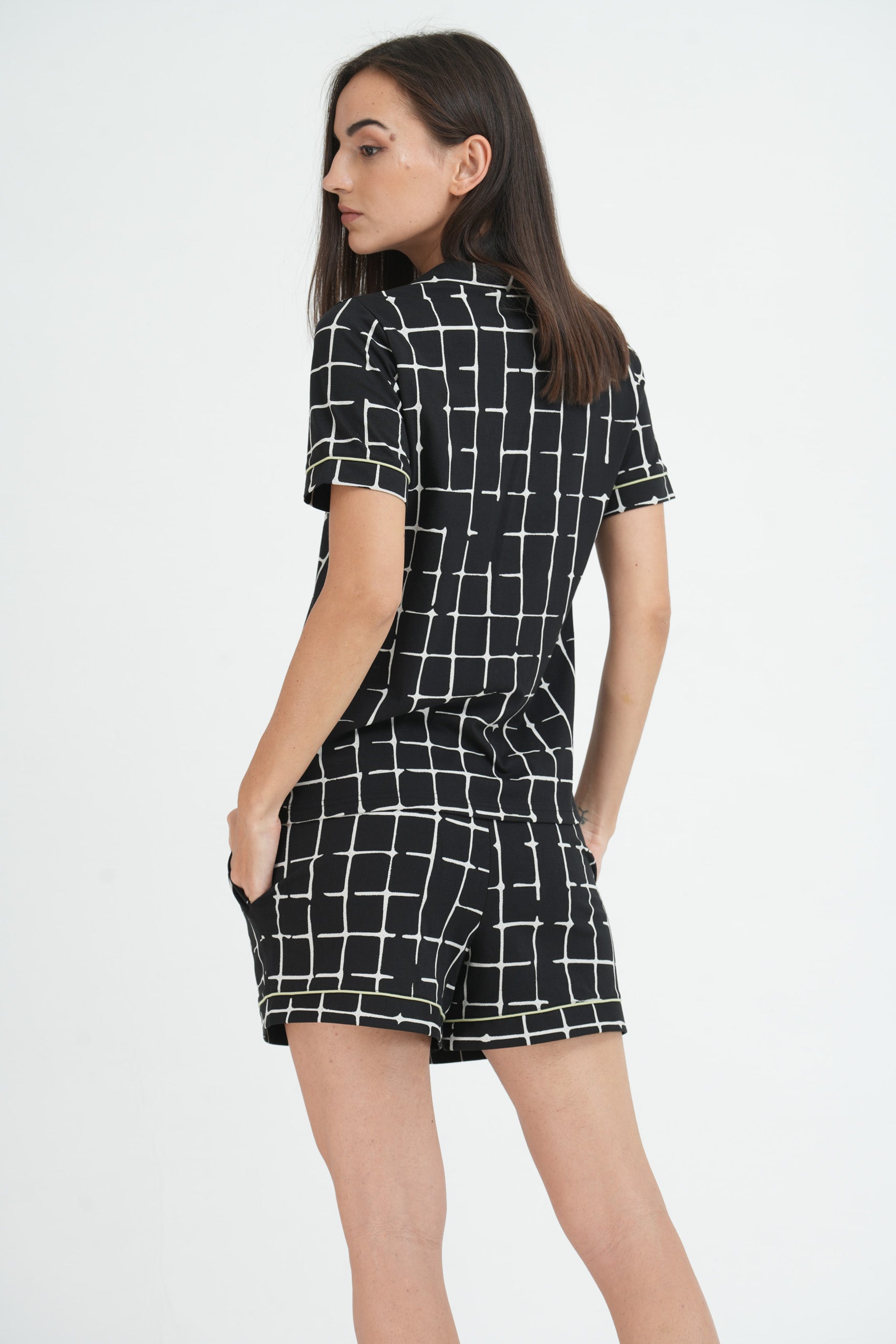 GREEN HINTS, Woman wearing comfortable sleepwear pajama, Relaxing sleepwear pajama for women, Cozy and stylish women's sleepwear pajama, Soft and breathable pajama for a good night's sleep, Lounge and sleep in this comfortable women's pajama, Comfy and stylish sleepwear for women, Sleep peacefully in this cozy women's pajama set, Relax in comfort with this women's sleepwear pajama, Luxurious and soft pajama set for women, Stay comfortable all night in this women's sleepwear pajama