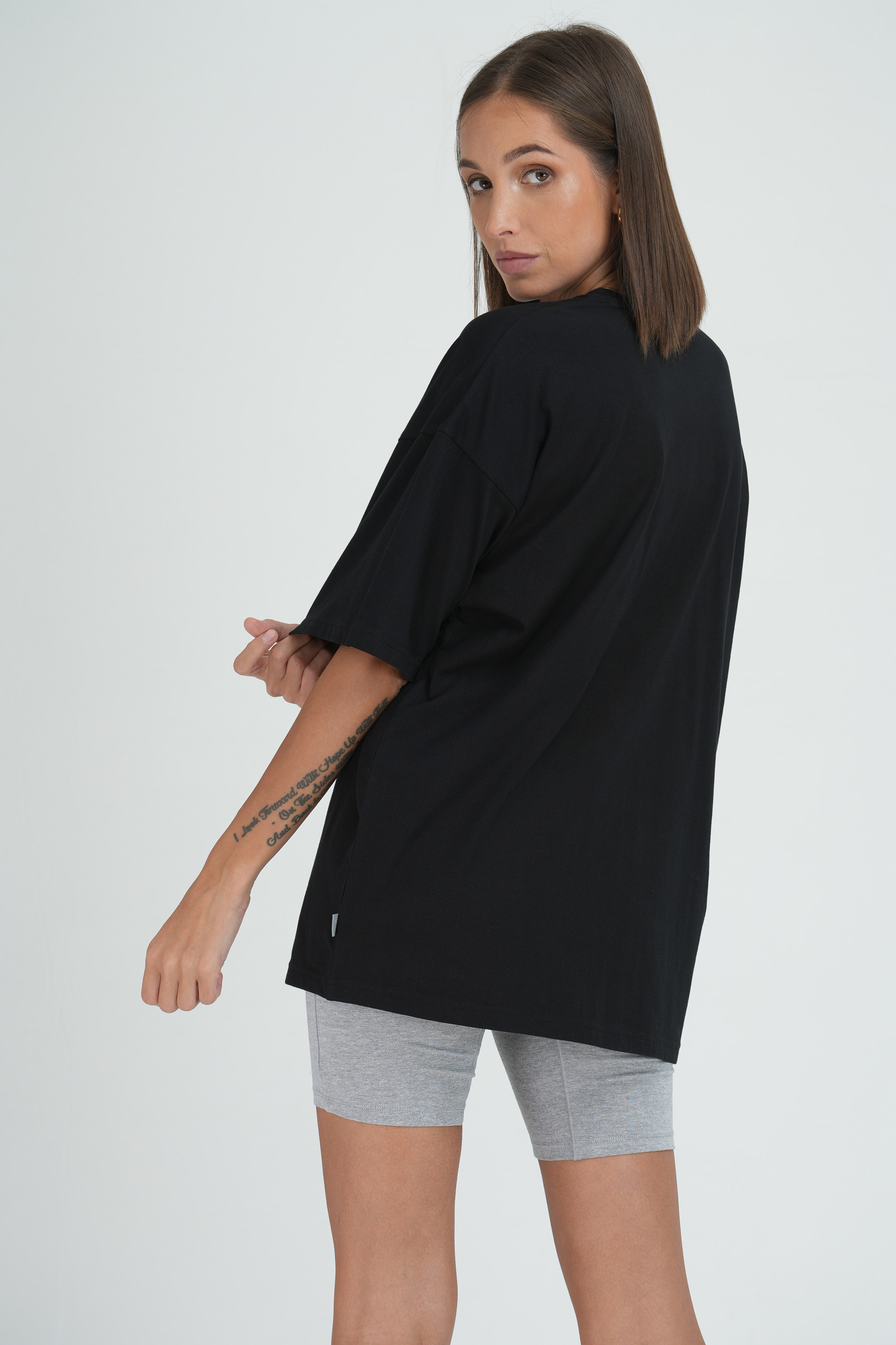 BASIC OVERSIZED T SHIRTS | Mackly Sri Lanka